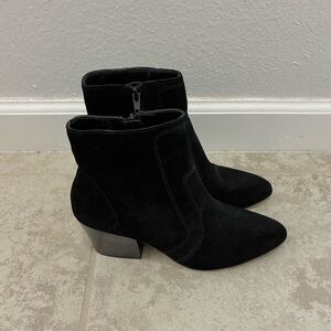 Chelsea & Violet Jane black suede ankle bootie 6M